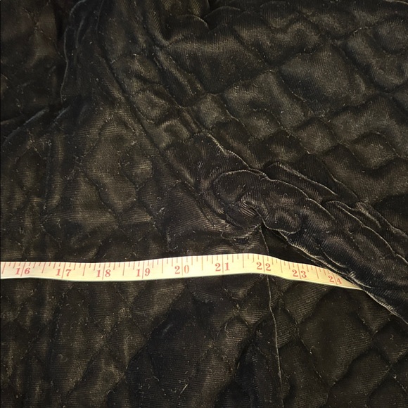 Vintage large, black velour Coat with Red Lining - Picture 4 of 7